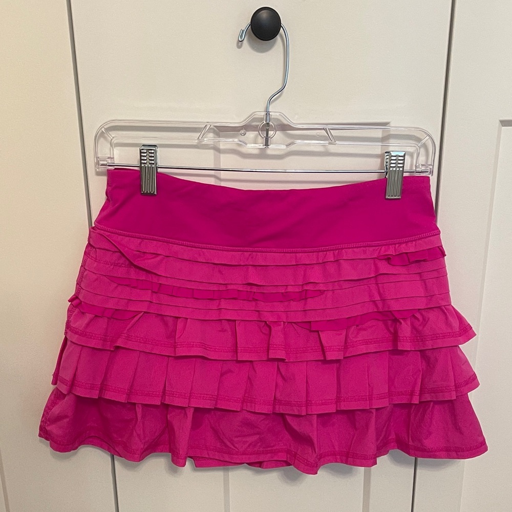 Lululemon Athletica Hot Pink Ruffled Mini Skirt